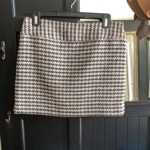 Tweed skirt